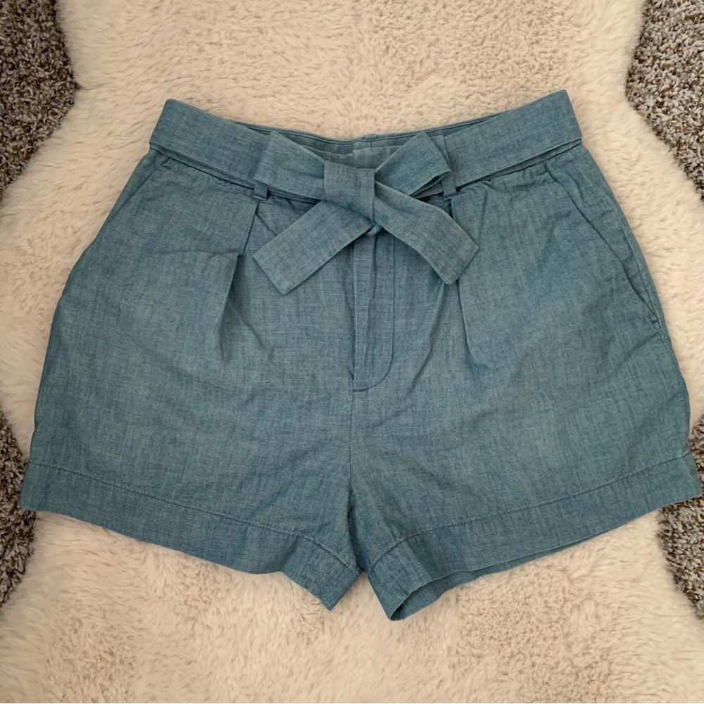 Polo Ralph Lauren- high rise shorts